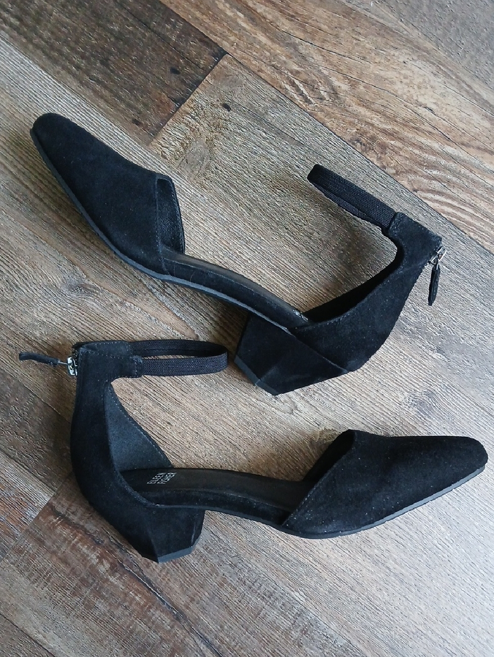 Eileen Fisher Just Suede Ankle-Strap Pump 7.5 - Picture 5 of 6